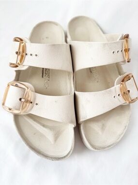 Birkenstock Arizona Big Buckle EVA in the color Eggshell Size 39/8